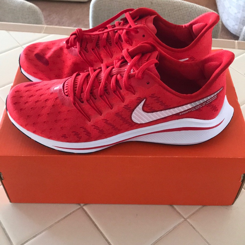 NIB Women’s Nike Air Xoom Vomero TB